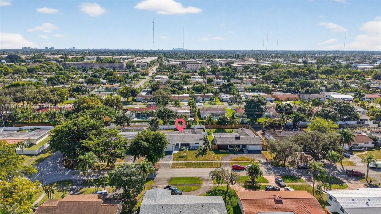 For Sale: $975,000 (3 beds, 3 baths, 1864 Square Feet)