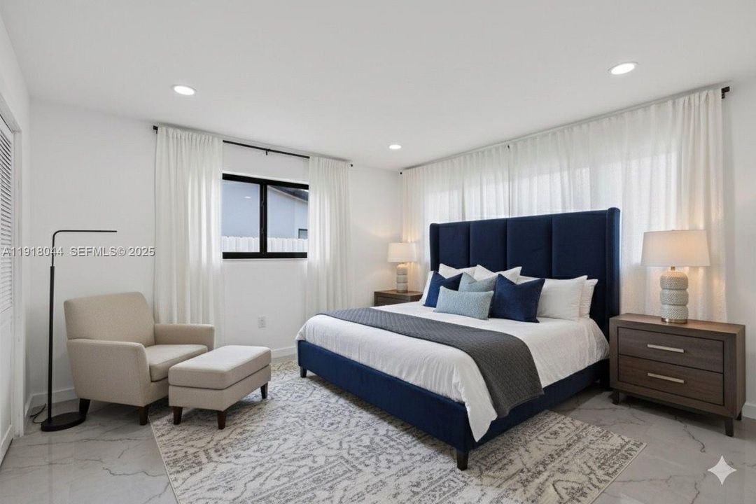 For Sale: $975,000 (3 beds, 3 baths, 1864 Square Feet)