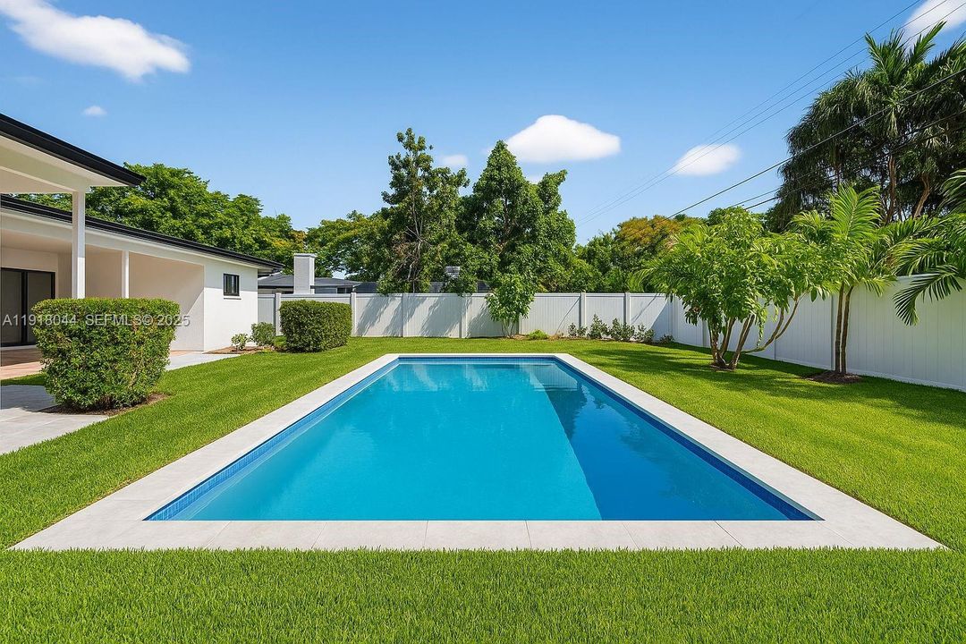 For Sale: $975,000 (3 beds, 3 baths, 1864 Square Feet)