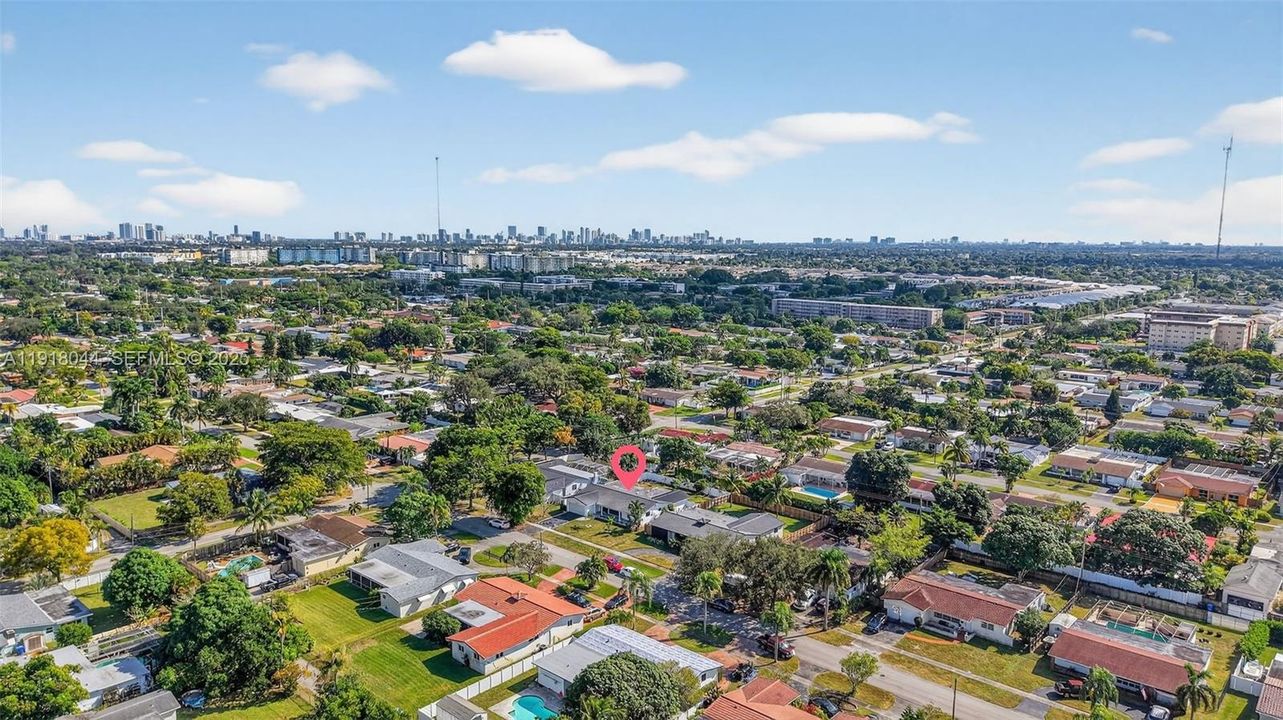 For Sale: $975,000 (3 beds, 3 baths, 1864 Square Feet)