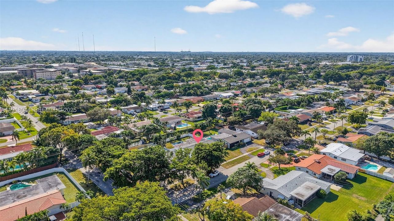 For Sale: $975,000 (3 beds, 3 baths, 1864 Square Feet)