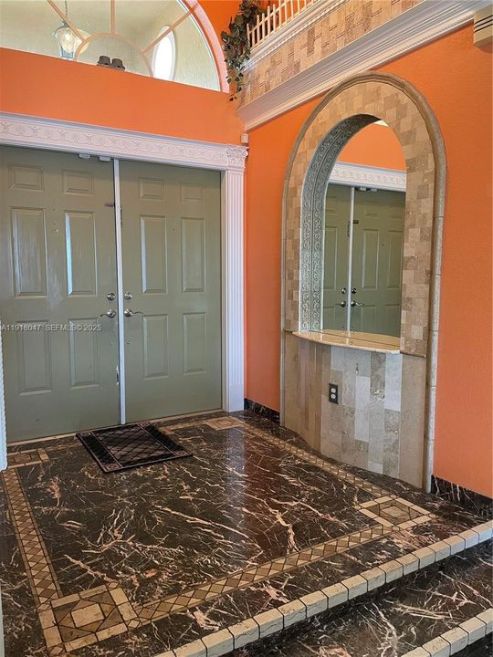 出租: $4,000 (3 贝兹, 2 浴室, 1941 平方英尺)