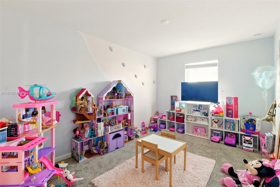 For Sale: $350,000 (4 beds, 3 baths, 0 Square Feet)