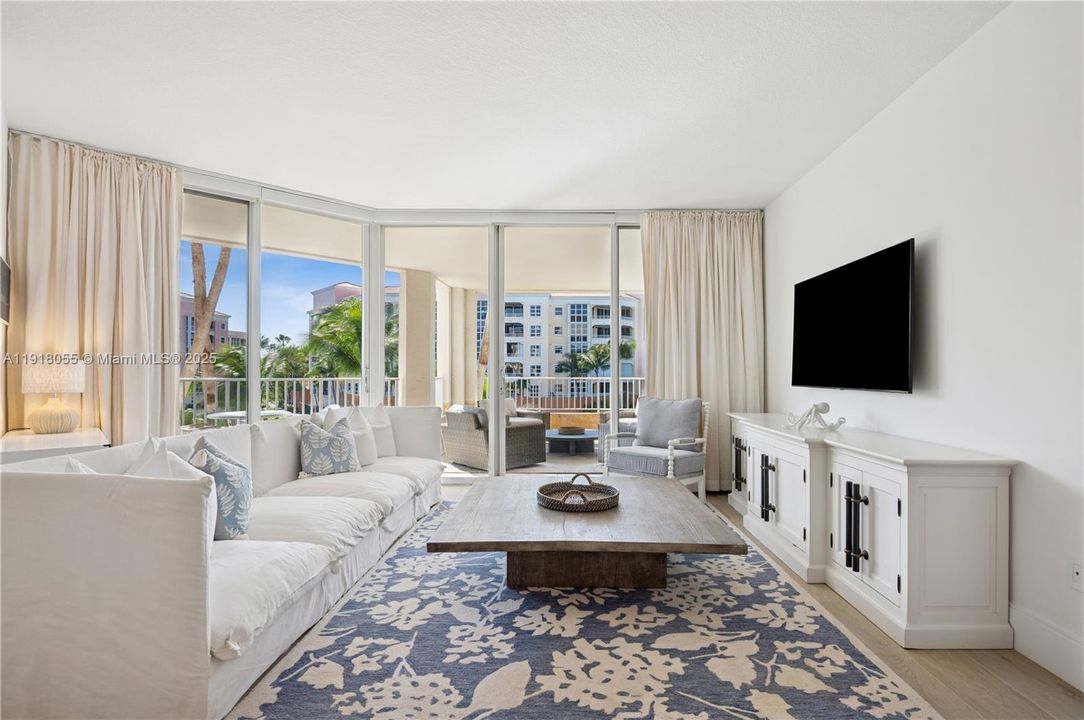 For Rent: $12,000 (2 beds, 2 baths, 1310 Square Feet)