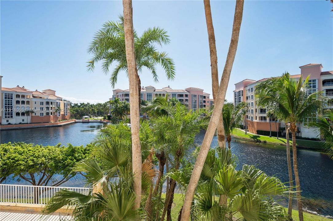 For Rent: $12,000 (2 beds, 2 baths, 1310 Square Feet)