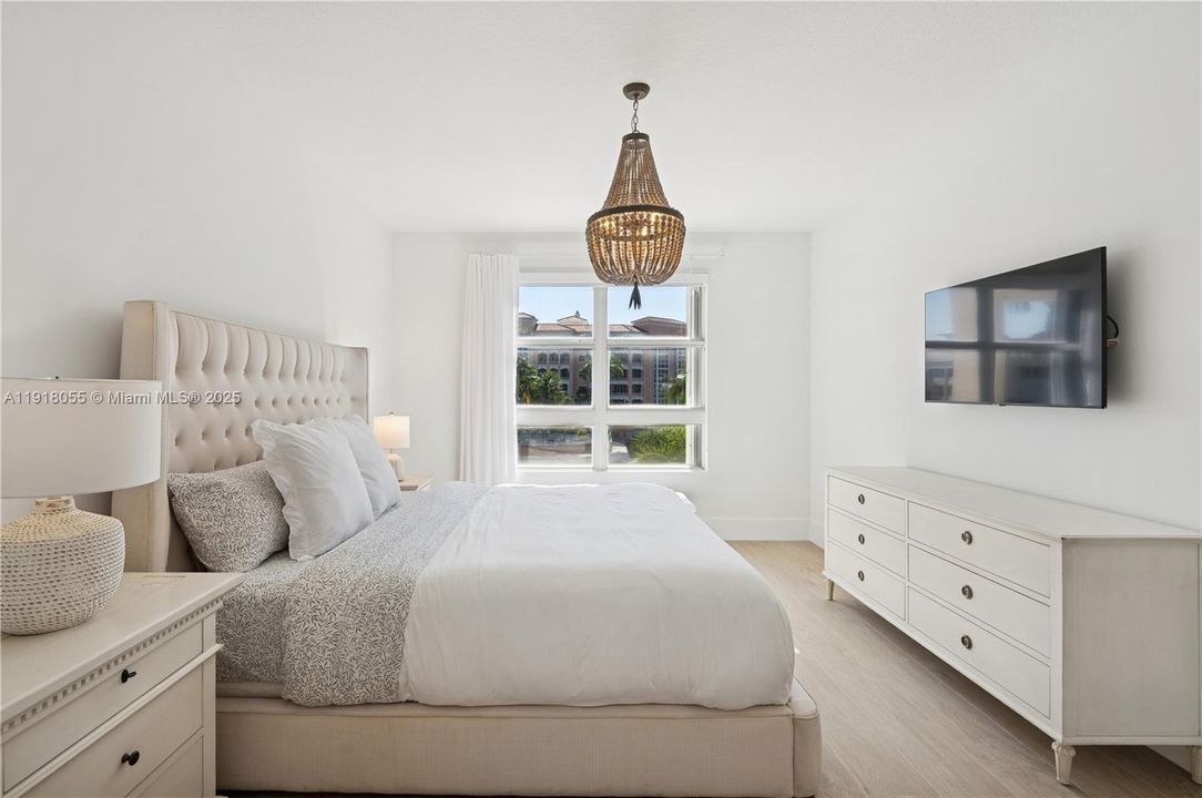 For Rent: $12,000 (2 beds, 2 baths, 1310 Square Feet)