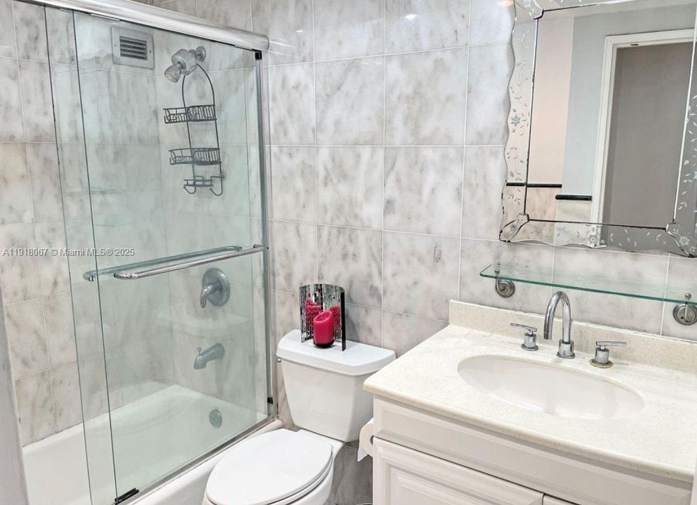 待售: $475,000 (1 贝兹, 1 浴室, 1019 平方英尺)