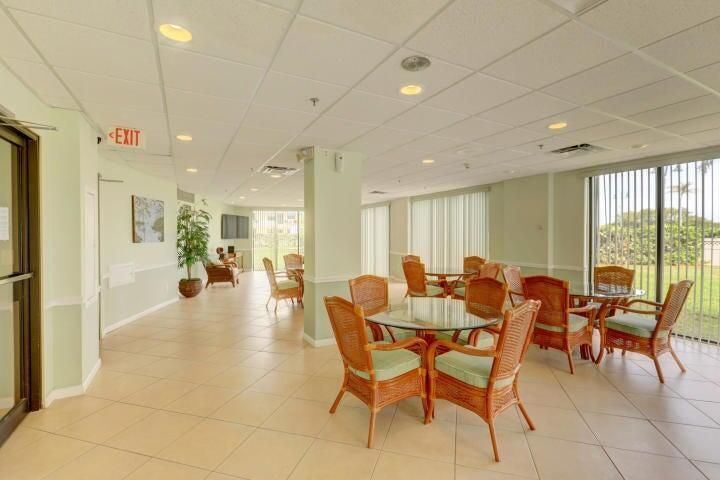 Club Room