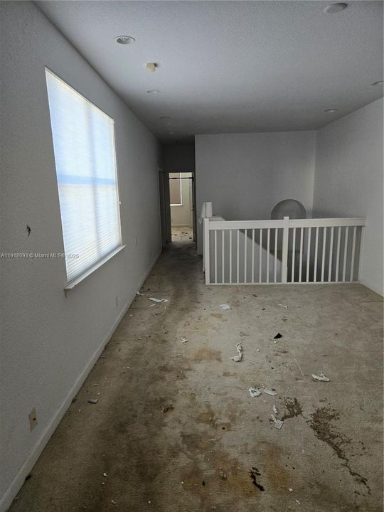 En Venta: $1,400,000 (3 camas, 2 baños, 2859 Pies cuadrados)