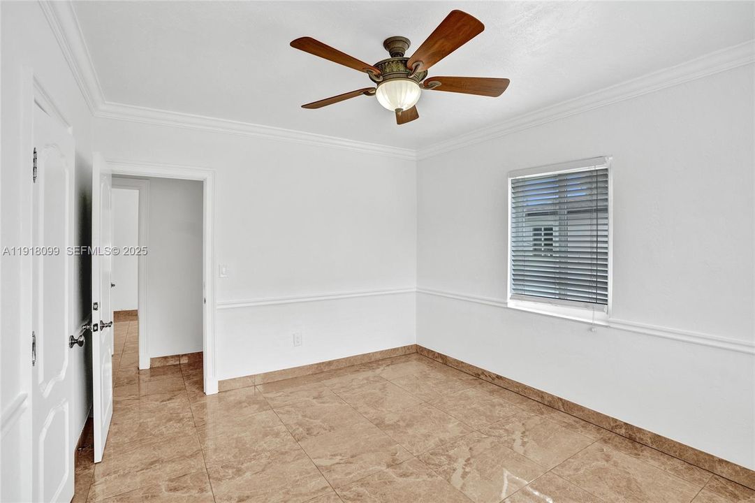 В аренду: $5,200 (3 спален, 1 ванн, 1474 Квадратных фут)