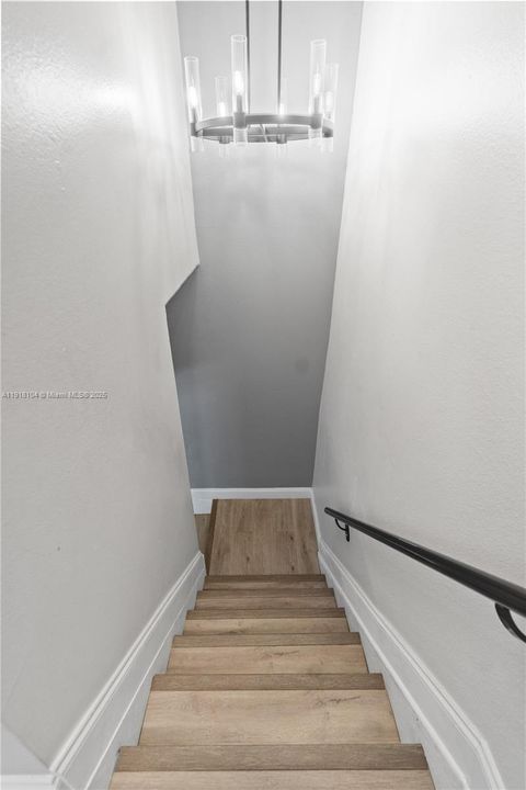 For Rent: $3,500 (3 beds, 2 baths, 1630 Square Feet)