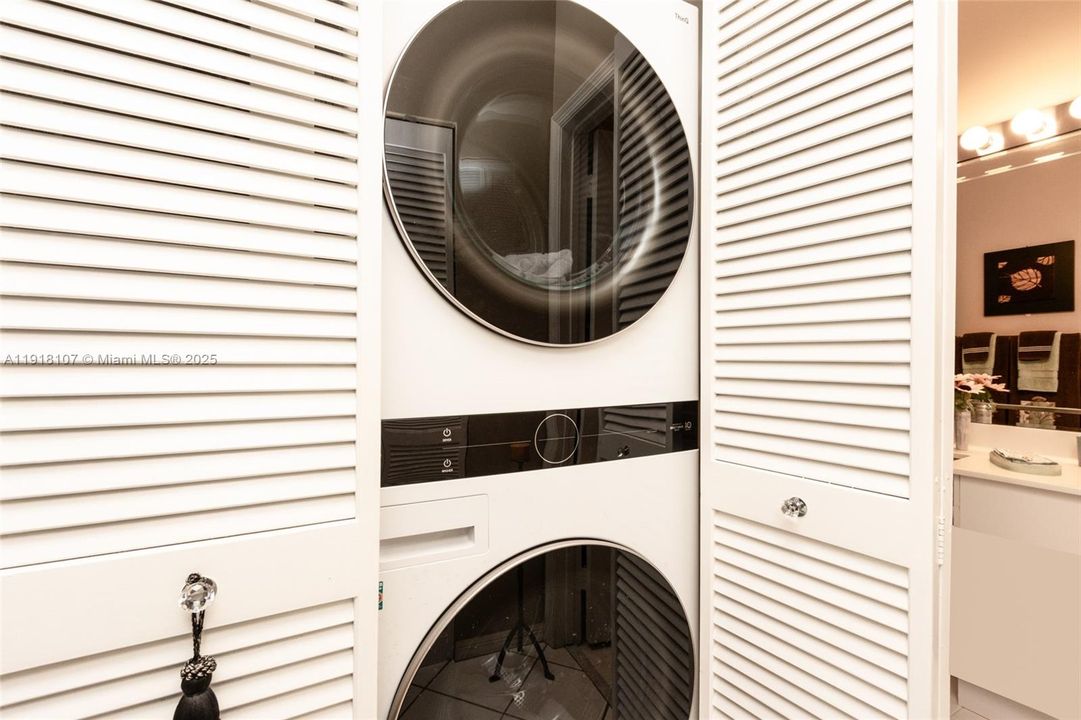 En Venta: $242,500 (2 camas, 2 baños, 1215 Pies cuadrados)