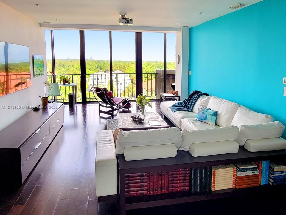 For Rent: $4,850 (2 beds, 2 baths, 1231 Square Feet)