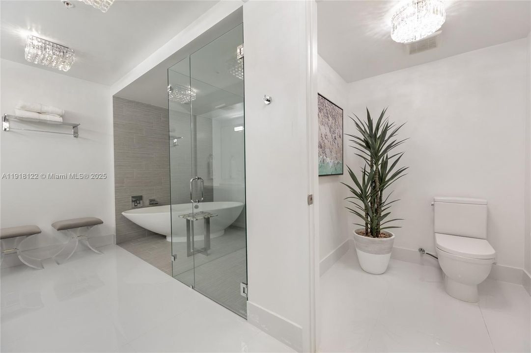 For Rent: $7,100 (2 beds, 3 baths, 1541 Square Feet)