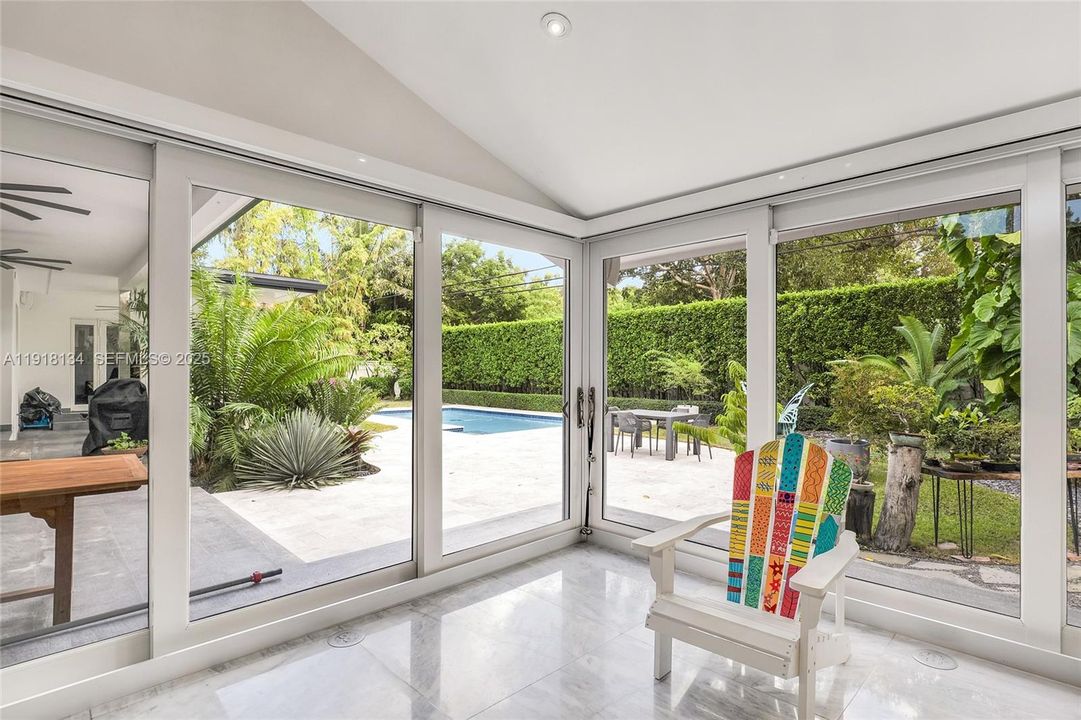 For Sale: $3,270,000 (4 beds, 3 baths, 2772 Square Feet)