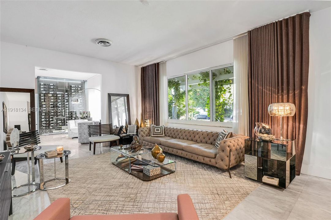 For Sale: $3,270,000 (4 beds, 3 baths, 2772 Square Feet)