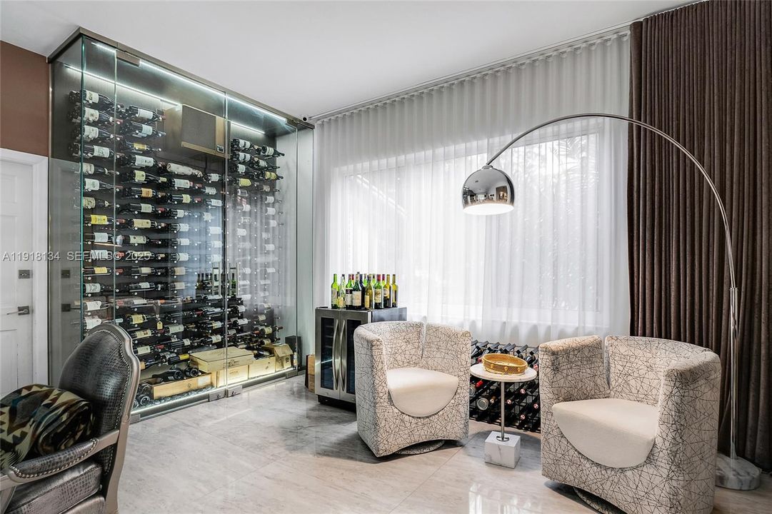 For Sale: $3,270,000 (4 beds, 3 baths, 2772 Square Feet)