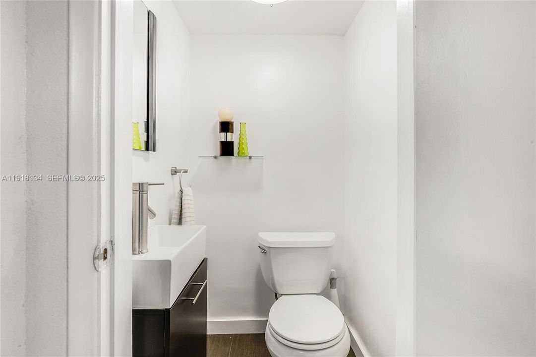 For Sale: $3,270,000 (4 beds, 3 baths, 2772 Square Feet)