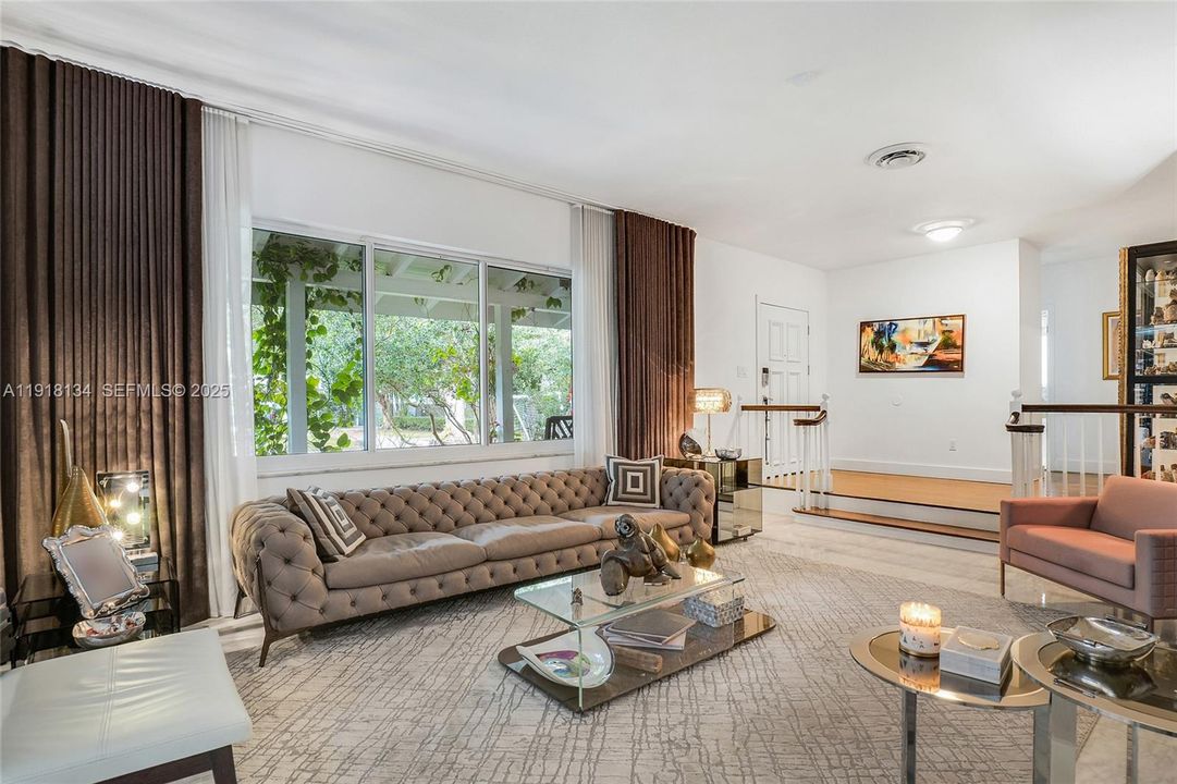 For Sale: $3,270,000 (4 beds, 3 baths, 2772 Square Feet)