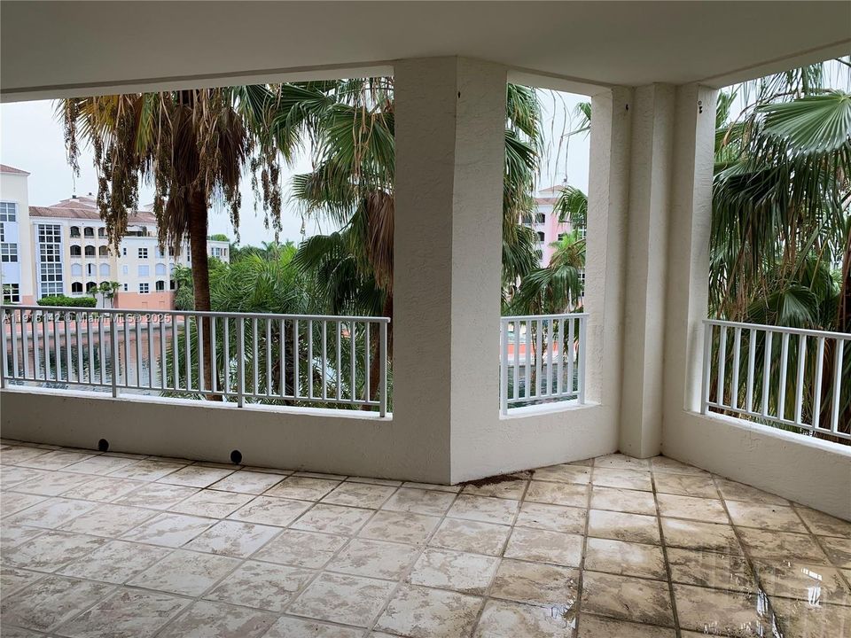 For Rent: $7,450 (2 beds, 2 baths, 1310 Square Feet)