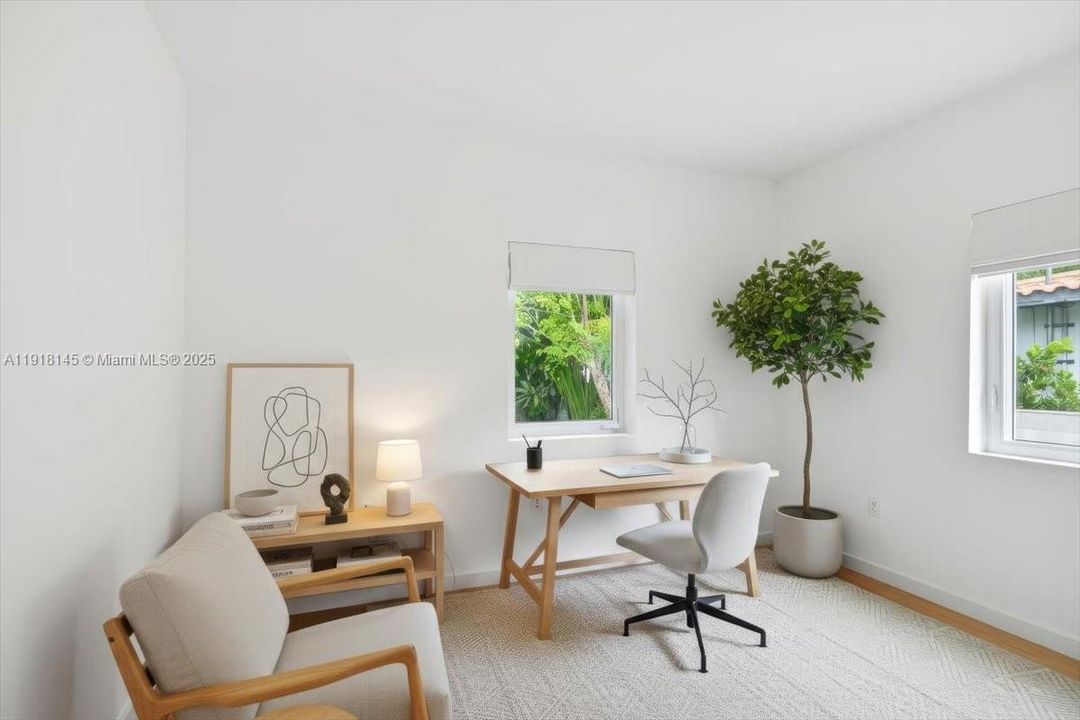 出租: $6,500 (3 贝兹, 2 浴室, 1558 平方英尺)