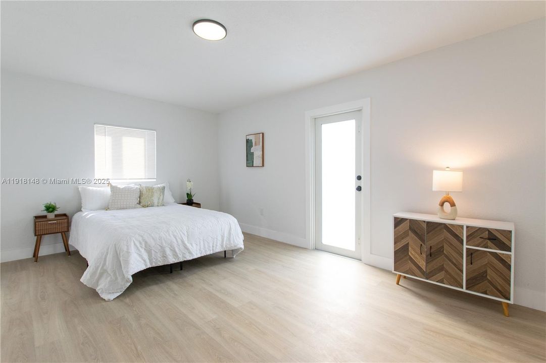 For Sale: $419,900 (3 beds, 2 baths, 576 Square Feet)