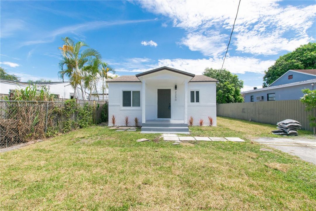 For Sale: $419,900 (3 beds, 2 baths, 576 Square Feet)