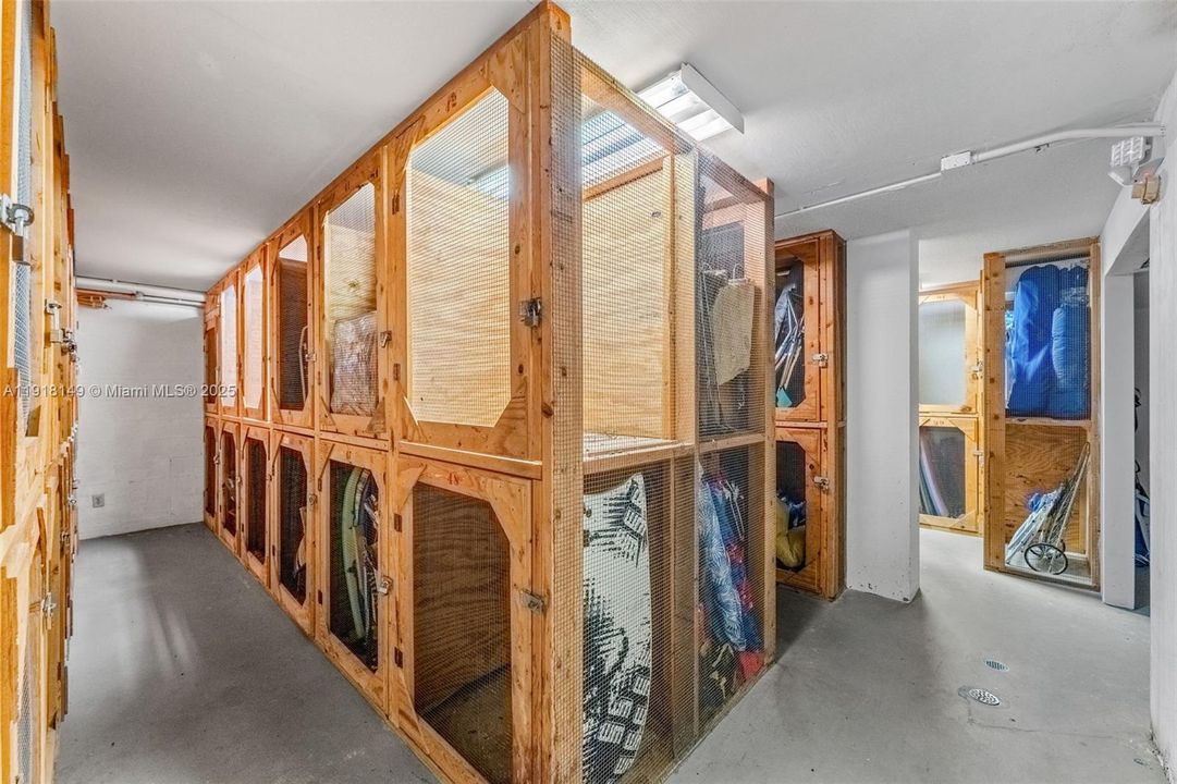 待售: $575,000 (2 贝兹, 2 浴室, 1400 平方英尺)