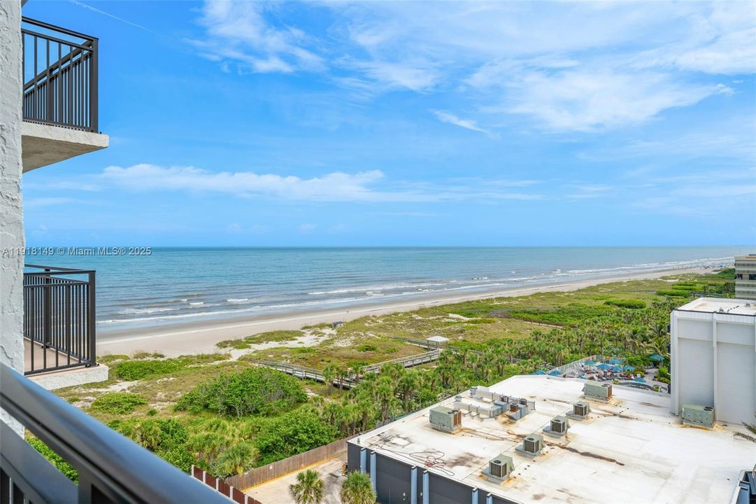 待售: $575,000 (2 贝兹, 2 浴室, 1400 平方英尺)