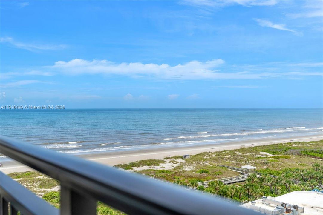 待售: $575,000 (2 贝兹, 2 浴室, 1400 平方英尺)