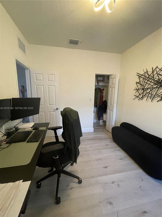 На продажу: $565,000 (3 спален, 2 ванн, 1583 Квадратных фут)