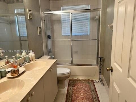 待售: $920,000 (6 贝兹, 4 浴室, 3446 平方英尺)