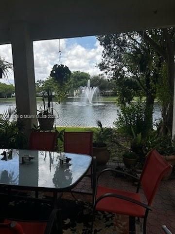 待售: $920,000 (6 贝兹, 4 浴室, 3446 平方英尺)