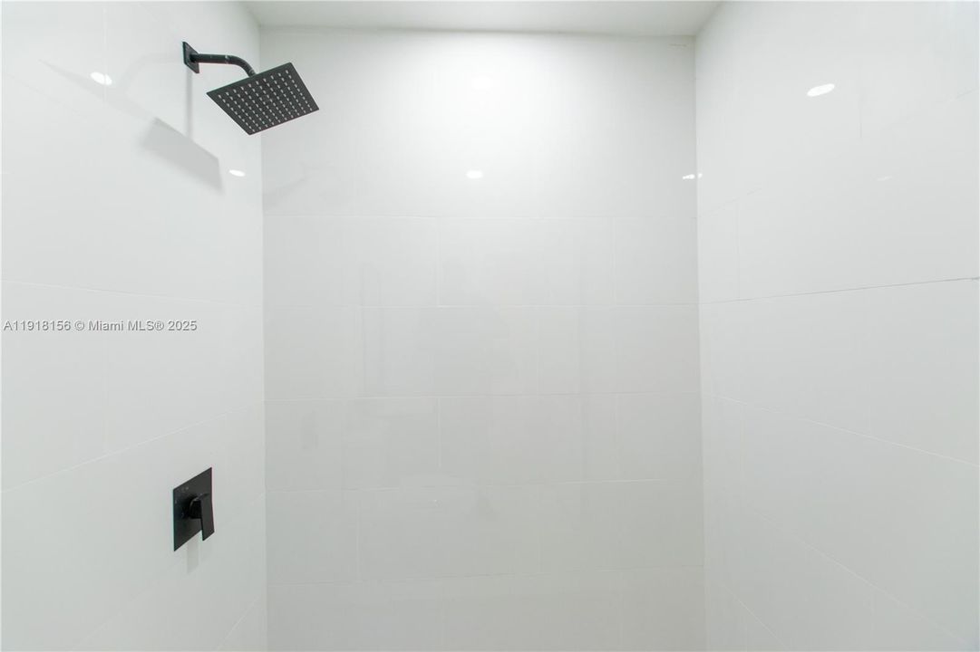 待售: $440,000 (3 贝兹, 2 浴室, 0 平方英尺)