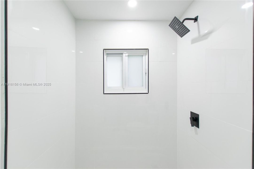 待售: $440,000 (3 贝兹, 2 浴室, 0 平方英尺)