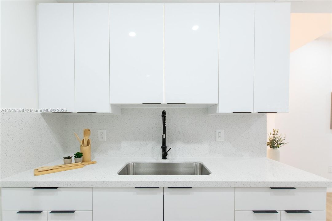 待售: $440,000 (3 贝兹, 2 浴室, 0 平方英尺)