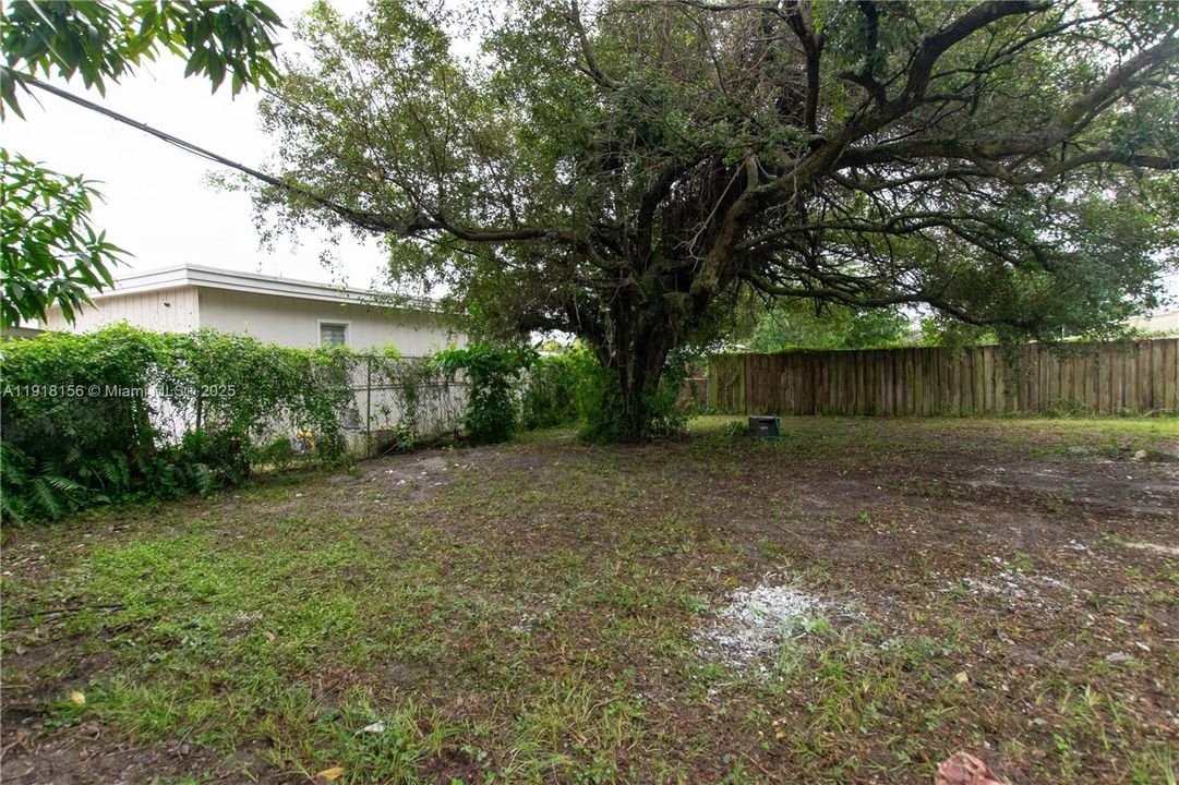 待售: $440,000 (3 贝兹, 2 浴室, 0 平方英尺)