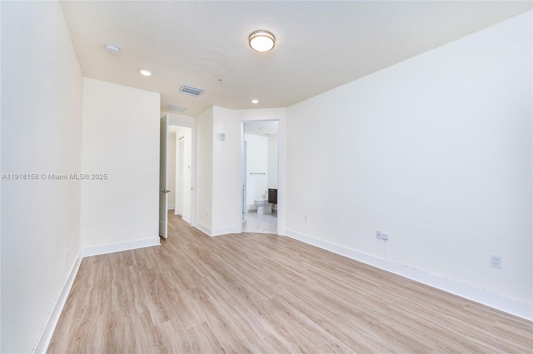 En Venta: $500,000 (3 camas, 2 baños, 1322 Pies cuadrados)