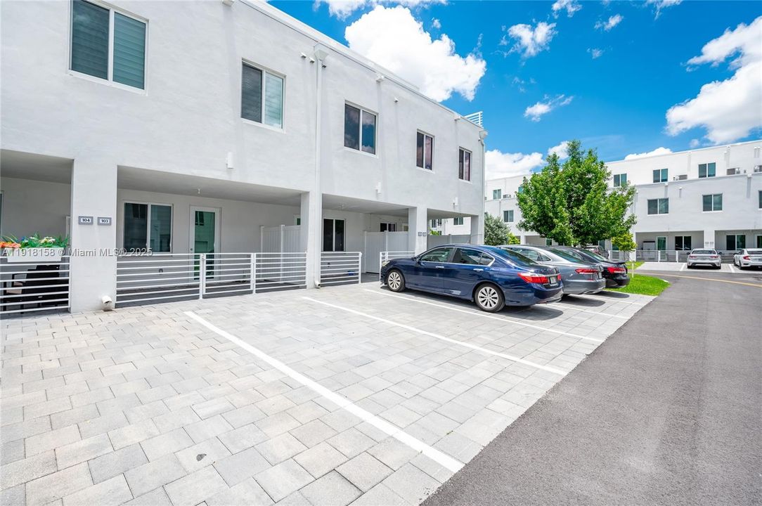 En Venta: $500,000 (3 camas, 2 baños, 1322 Pies cuadrados)