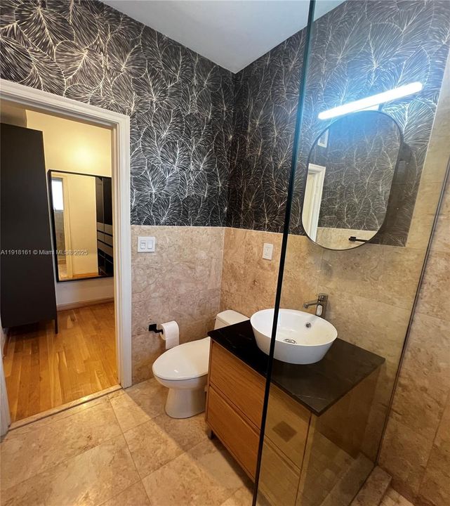 На продажу: $269,000 (1 спален, 1 ванн, 420 Квадратных фут)