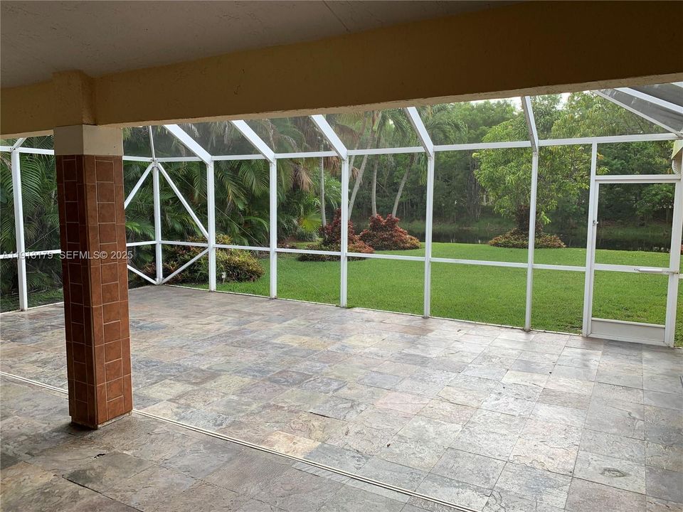 For Rent: $4,900 (4 beds, 2 baths, 2346 Square Feet)