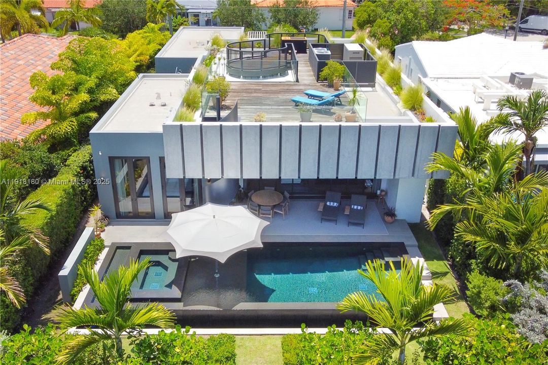 For Rent: $40,000 (3 beds, 3 baths, 2922 Square Feet)