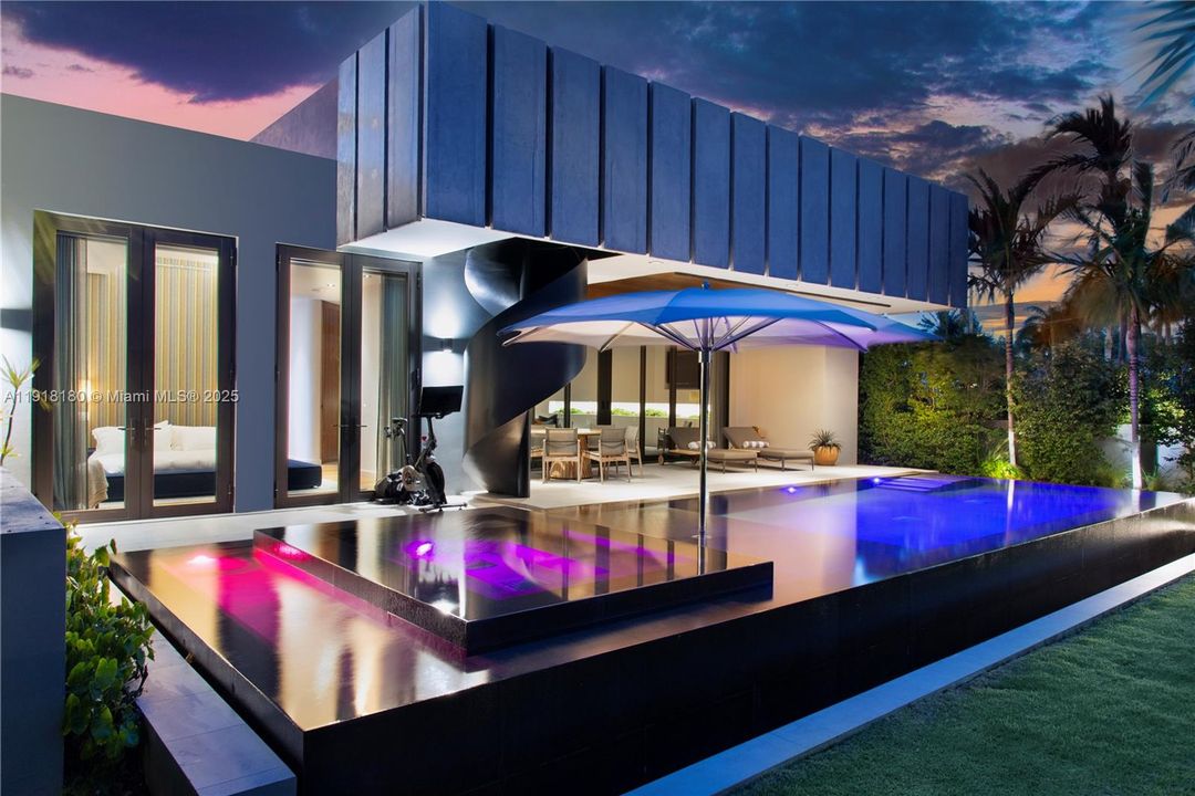 For Rent: $40,000 (3 beds, 3 baths, 2922 Square Feet)