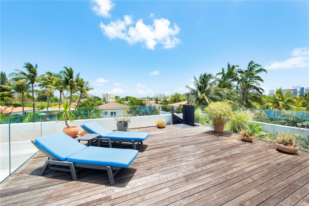 For Rent: $40,000 (3 beds, 3 baths, 2922 Square Feet)