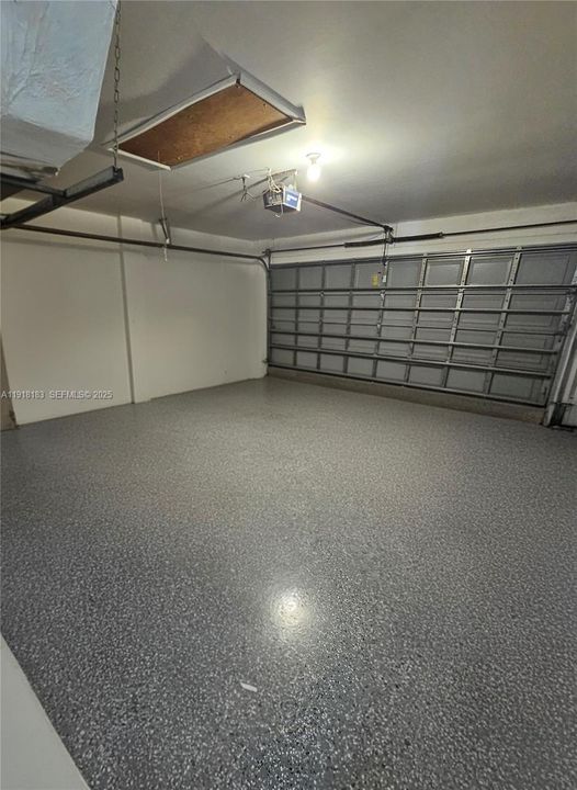 For Sale: $329,995 (3 beds, 2 baths, 1274 Square Feet)