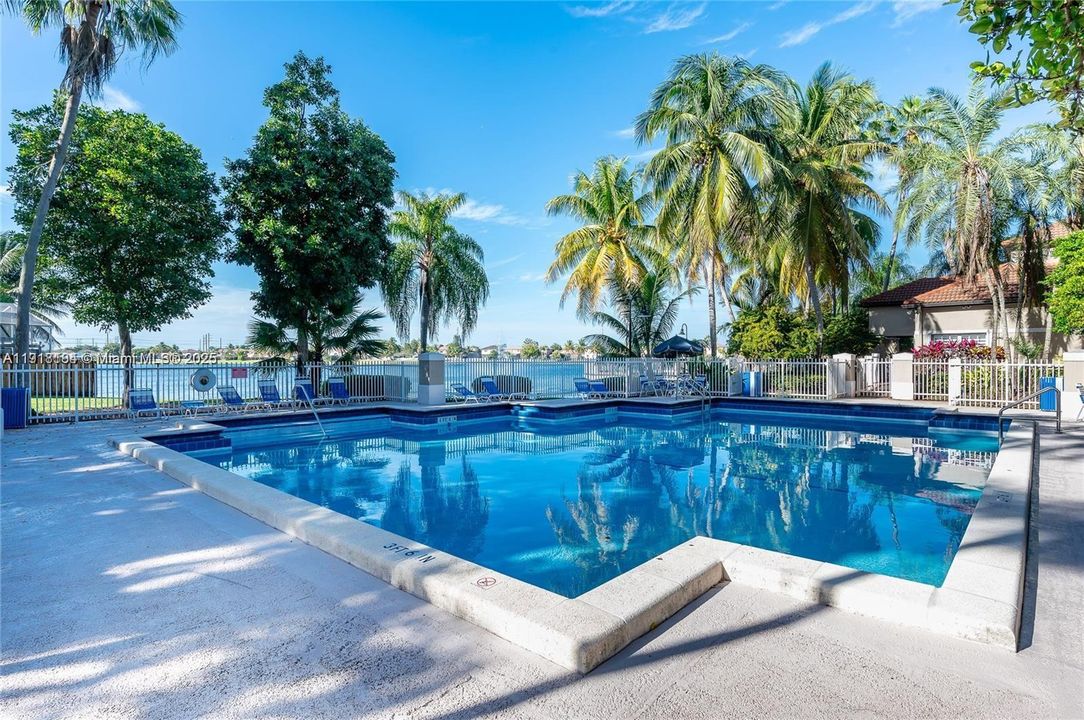 En Renta: $4,000 (3 camas, 2 baños, 1901 Pies cuadrados)