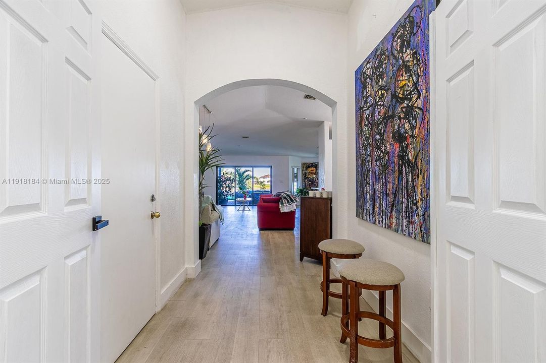 En Renta: $4,000 (3 camas, 2 baños, 1901 Pies cuadrados)