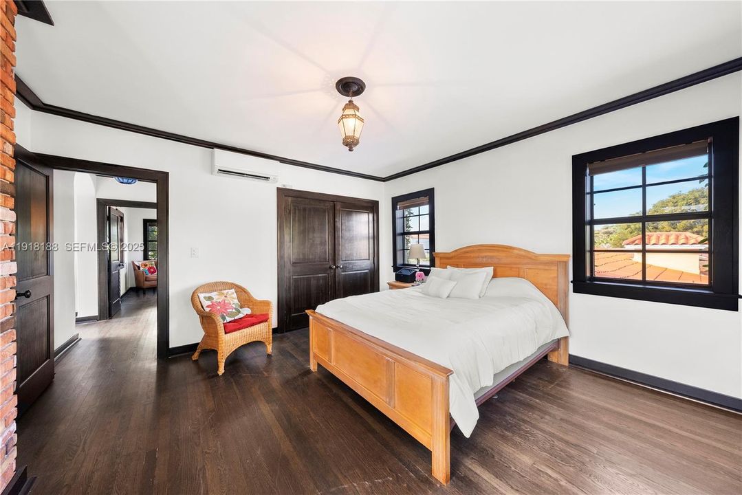 На продажу: $1,650,000 (3 спален, 2 ванн, 2209 Квадратных фут)