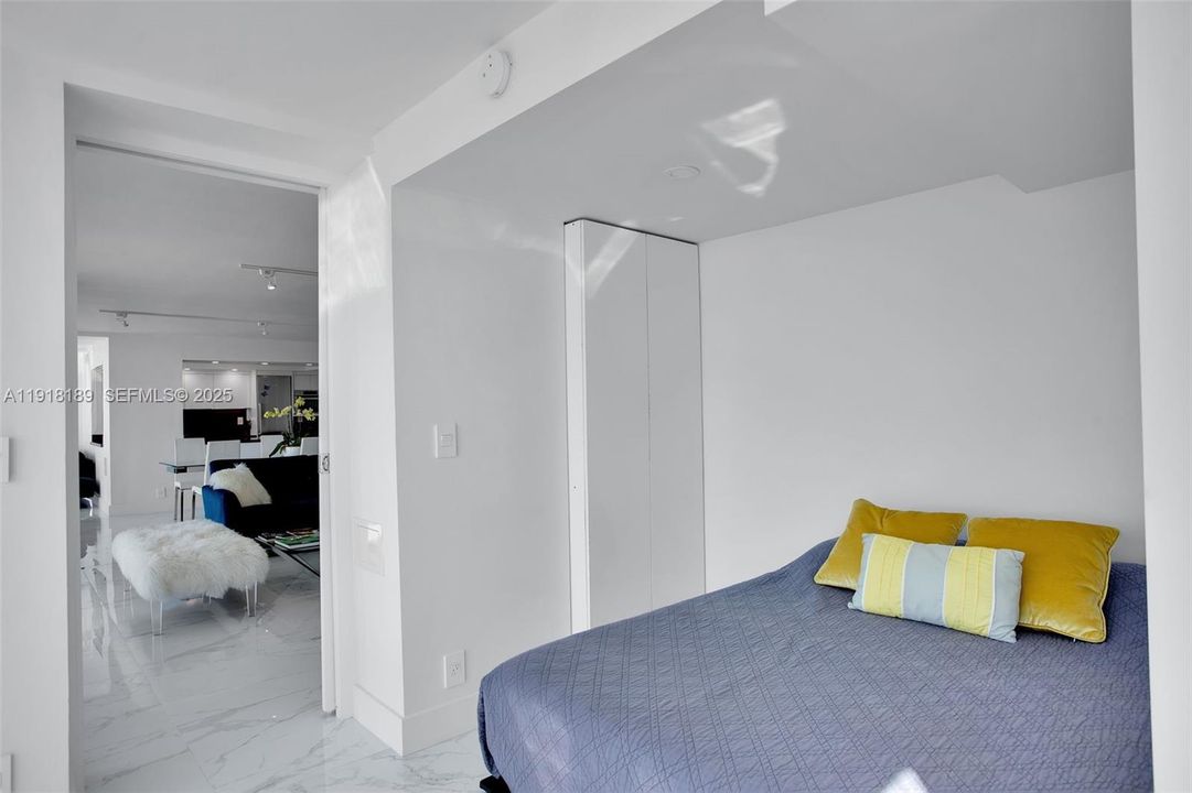 待售: $3,299,000 (3 贝兹, 2 浴室, 2244 平方英尺)