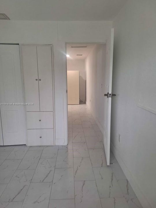 出租: $1,600 (1 贝兹, 1 浴室, 785 平方英尺)